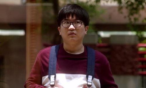 娱乐吃瓜男主持人,他的幕后故事与台前风光