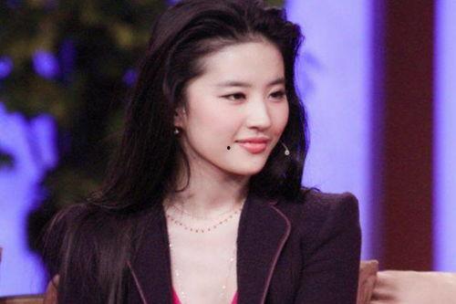 娱乐吃瓜君刘亦菲采访,揭秘娱乐圈女神的幕后故事