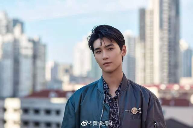 为吃瓜她进娱乐圈却红了